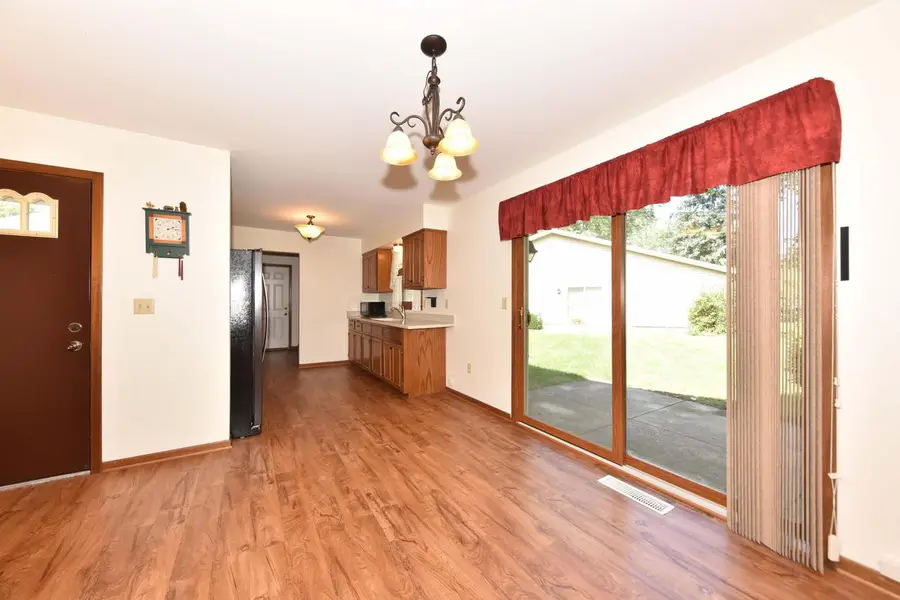 106 Tamarack CIRCLE, Hartford, WI 53027 - #2