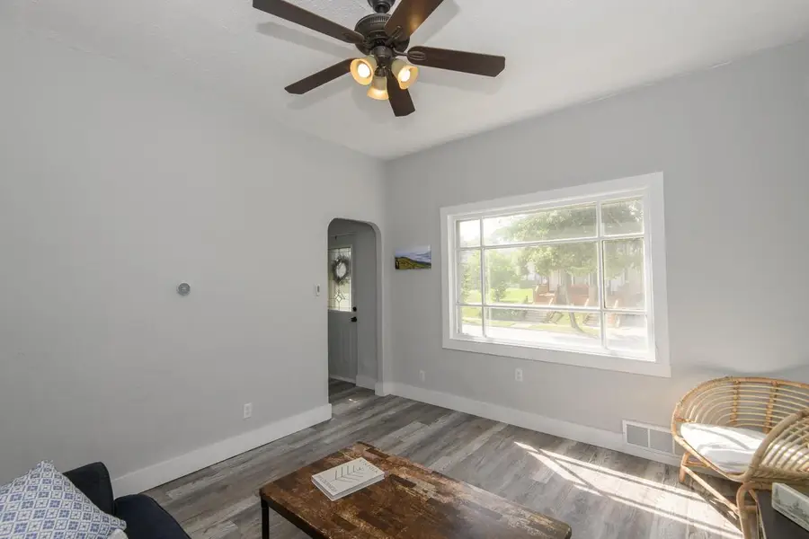 2572 S Howell AVENUE, Milwaukee, WI 53207 - #3