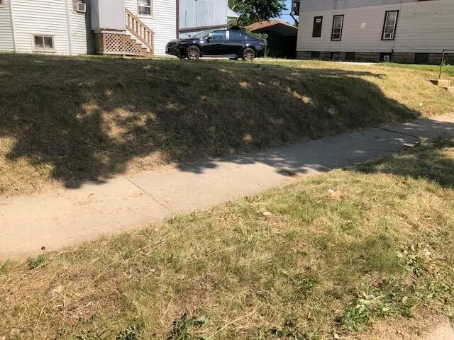 3925 W Greenfield AVENUE, Milwaukee, WI 53215 - #2