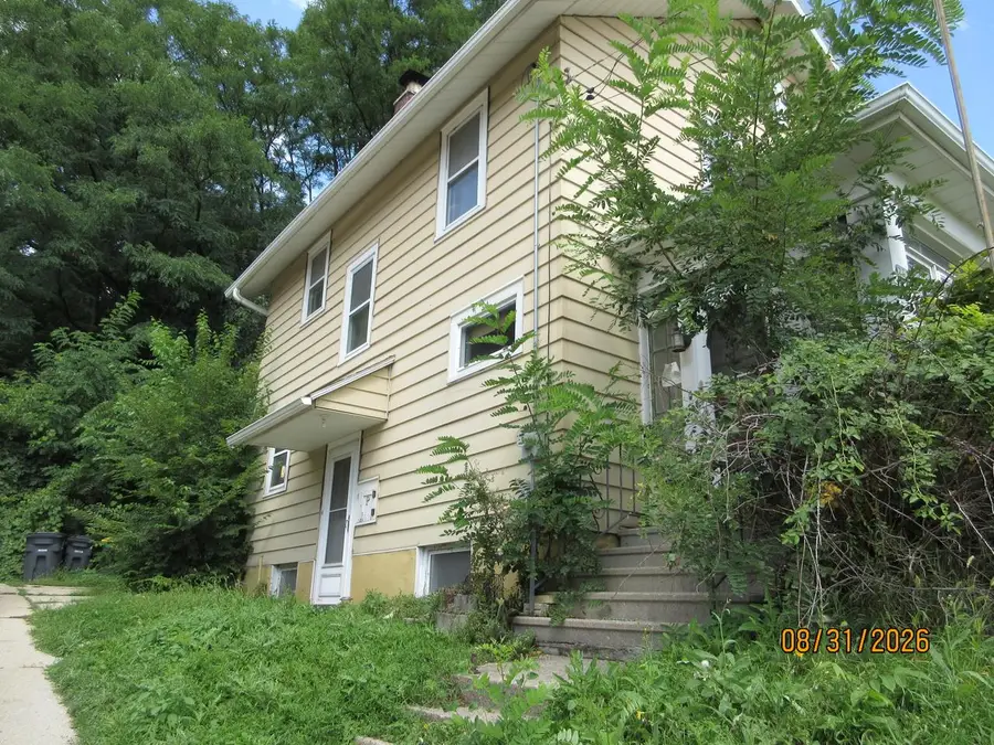 732 E North STREET, Waukesha, WI 53188 - #2