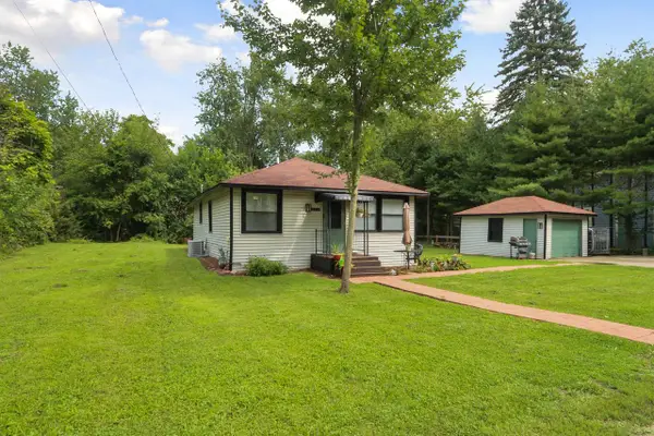 W924 Primrose ROAD, Genoa City, WI 53128