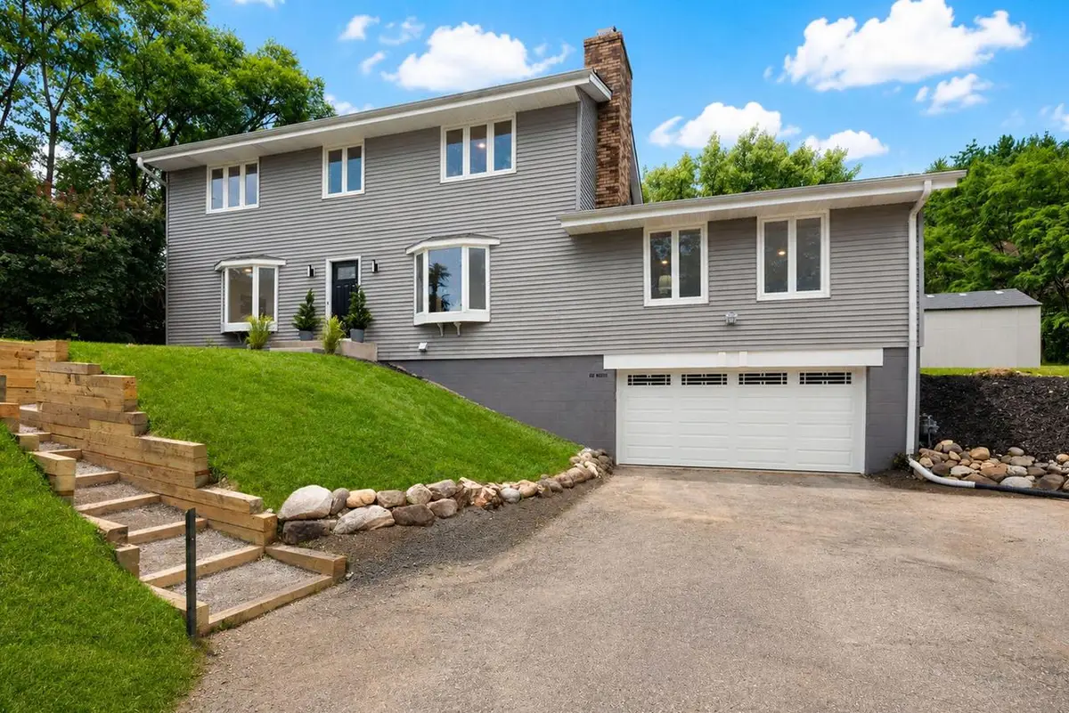 S26W26876 Mac Arthur ROAD, Waukesha, WI 53188 - #1