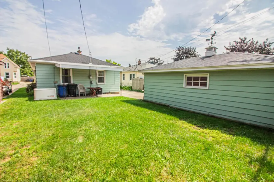 226 Mertens AVENUE, Racine, WI 53405 - #2