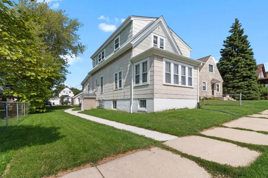 1324 Marquette AVENUE, South Milwaukee, WI 53172 - #3