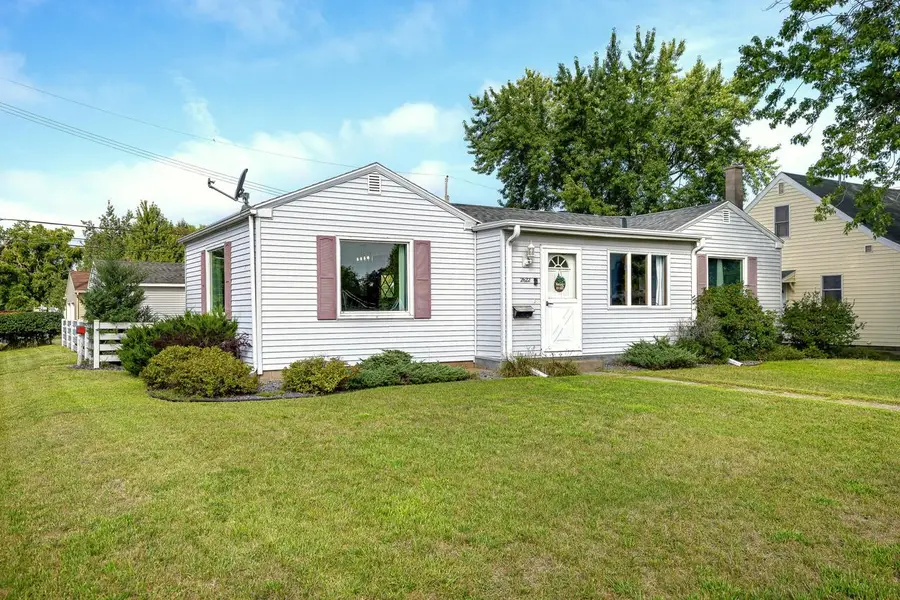 2622 Hoeschler DRIVE, La Crosse, WI 54601 - #2