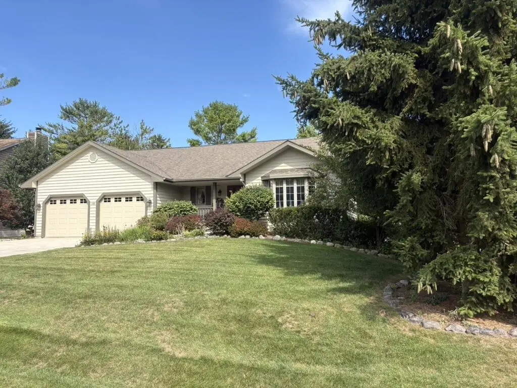 3989 Arrowhead COURT, Sheboygan, WI 53083 - #1