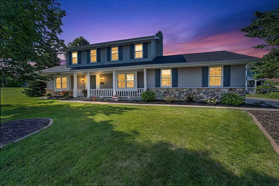 W158N10439 Old Farm ROAD, Germantown, WI 53022 - #2
