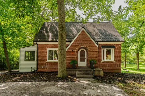12585 W Cold Spring ROAD, New Berlin, WI 53151