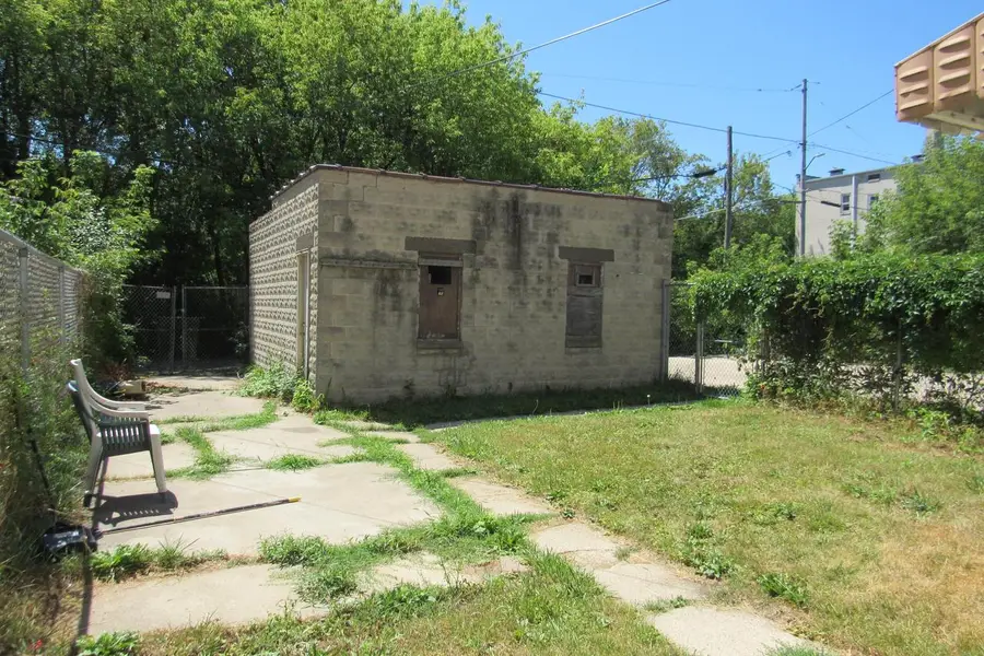235 E Burleigh STREET, Milwaukee, WI 53212 - #2