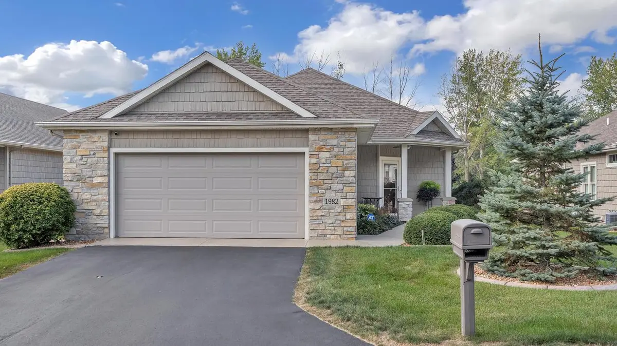 1982 Golf Course DRIVE, Fond Du Lac, WI 54937 - #1
