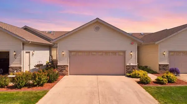 2121 45th STREET #G, Two Rivers, WI 54241 - #1