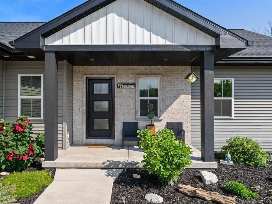 334 Lake Breeze WAY, Two Rivers, WI 54241 - #2