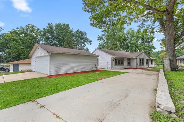 27437 Long Lake ROAD, Wind Lake, WI 53185