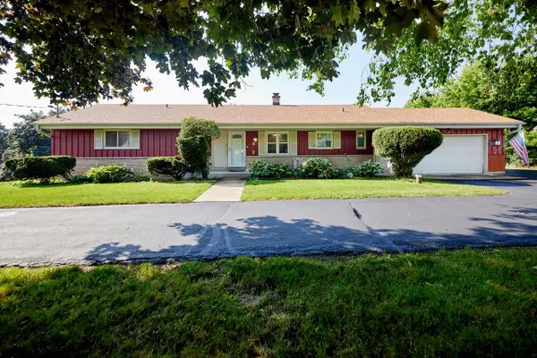 S23W22831 E Broadway, Waukesha, WI 53186