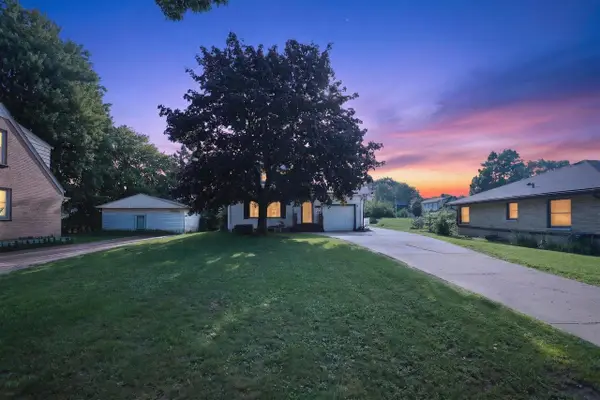 2738 S 72nd STREET, Milwaukee, WI 53219