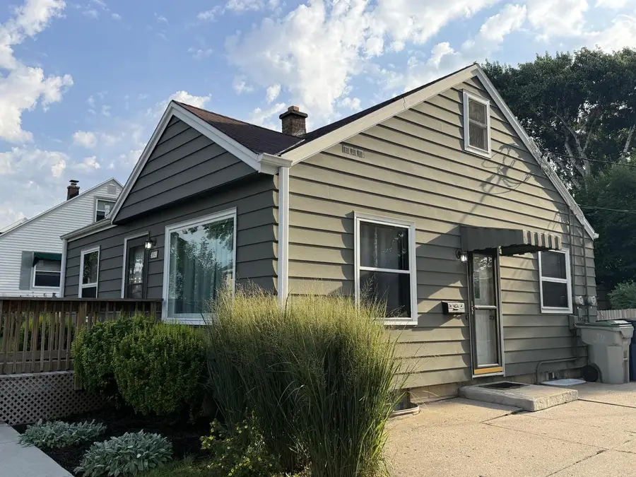 3642 S 91st STREET, Milwaukee, WI 53228 - #3