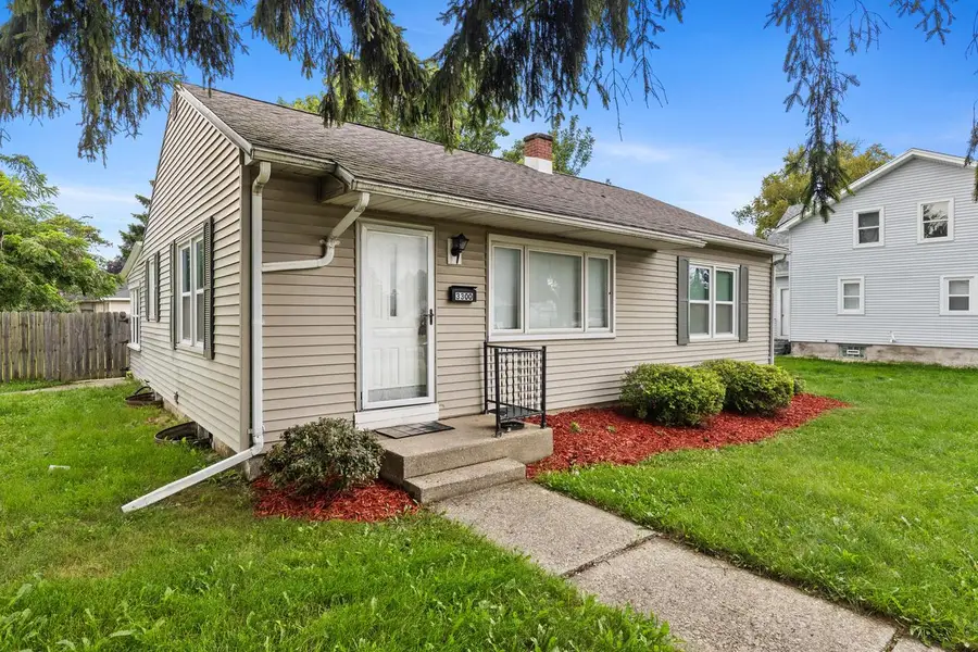 3300 6th AVENUE, Racine, WI 53402 - #2