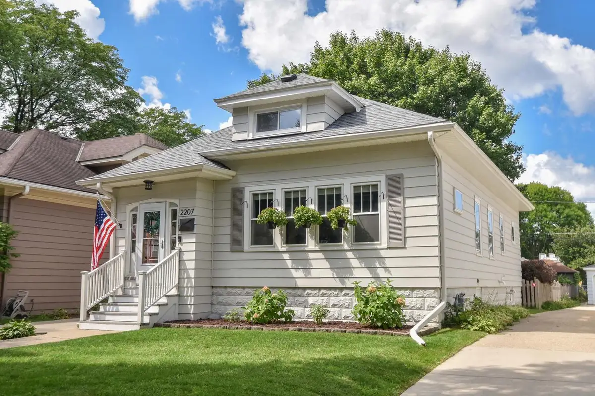 2207 N 66th STREET, Wauwatosa, WI 53213 - #1