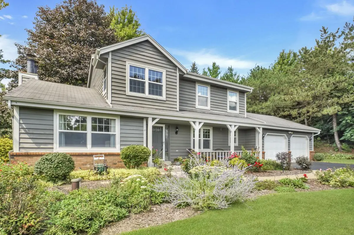 W210N11135 Mountbrooke DRIVE, Germantown, WI 53022 - #1