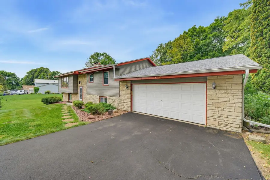 3755 Kettle View DRIVE, Slinger, WI 53086 - #2