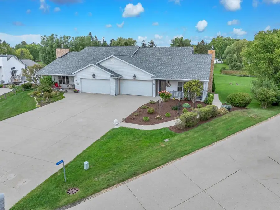 1402 Kaat LANE, Sheboygan, WI 53081 - #2