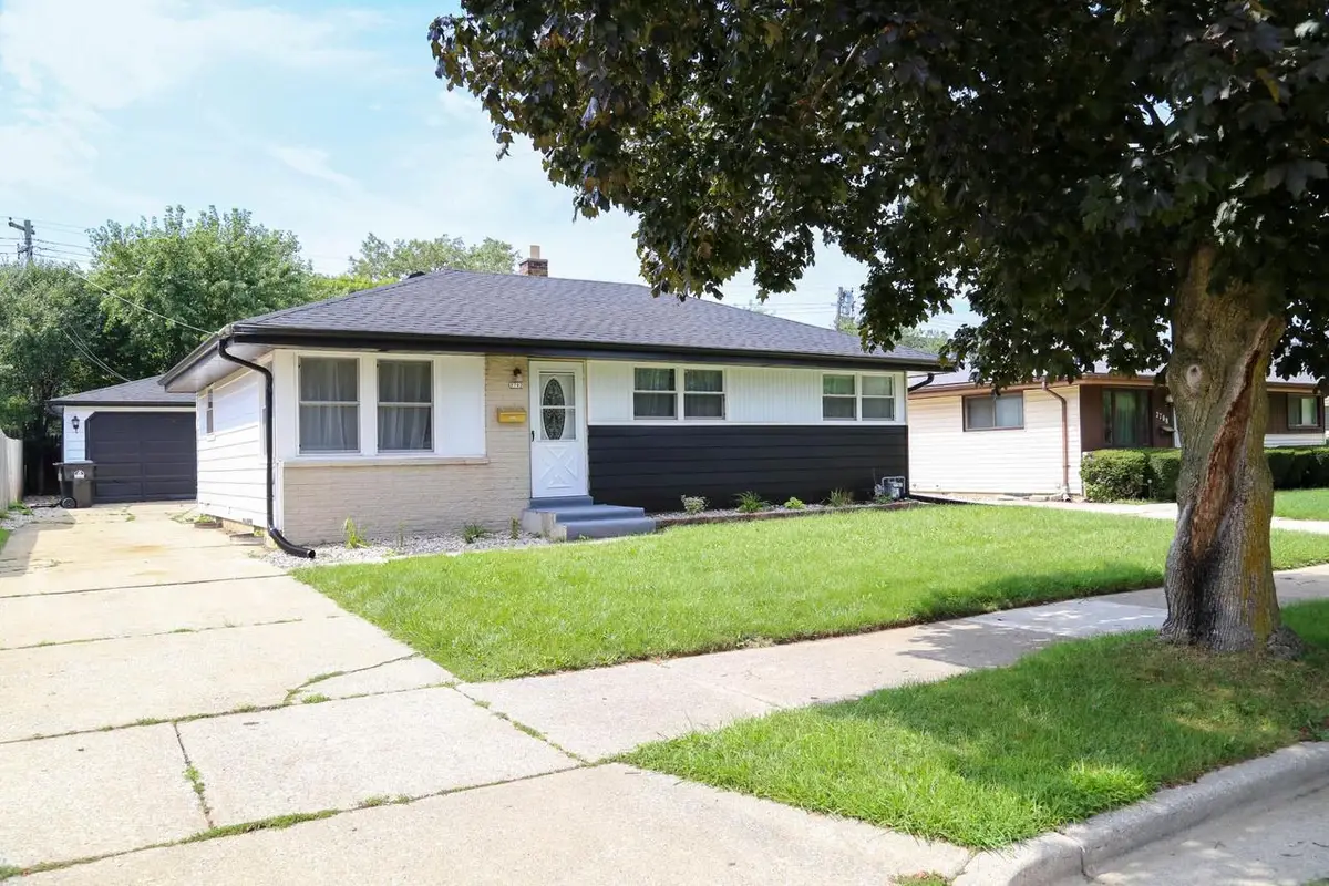 2702 Loraine AVENUE, Racine, WI 53404 - #1