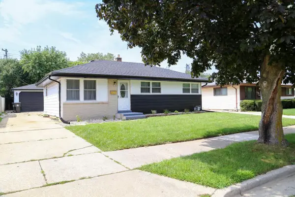 2702 Loraine AVENUE, Racine, WI 53404
