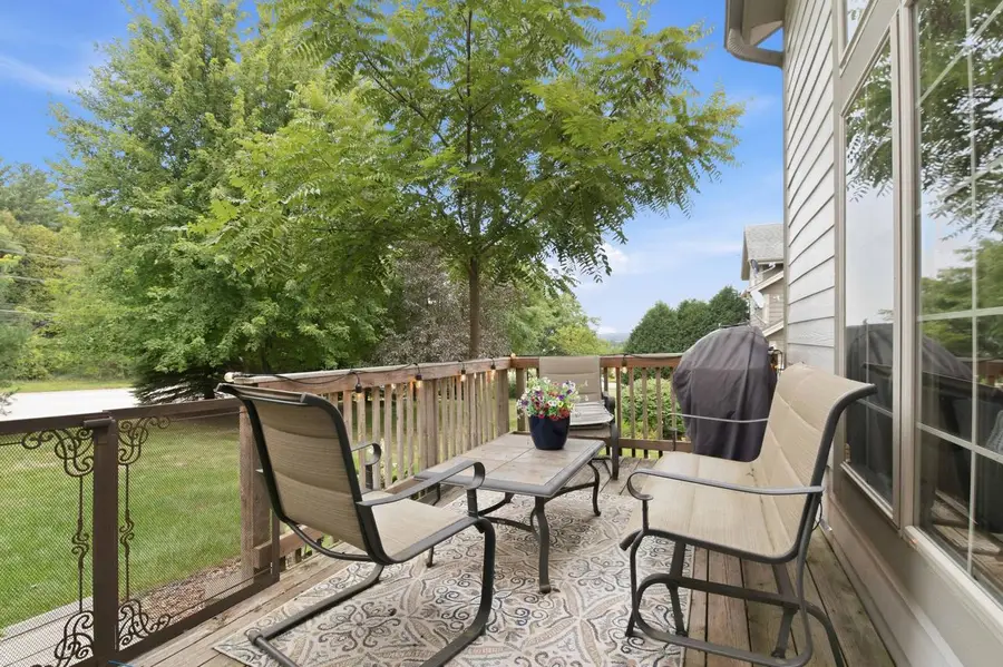3610 Oak Valley LANE, Waukesha, WI 53188 - #3
