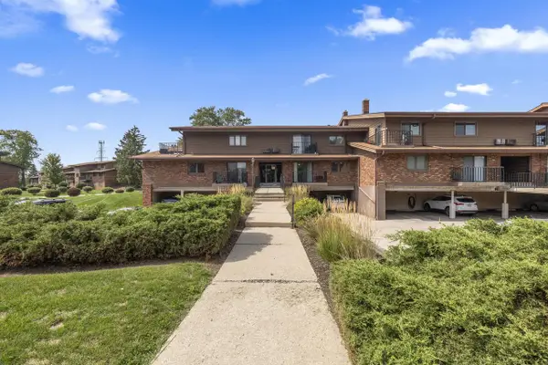 4035 S 84th STREET #1, Greenfield, WI 53228