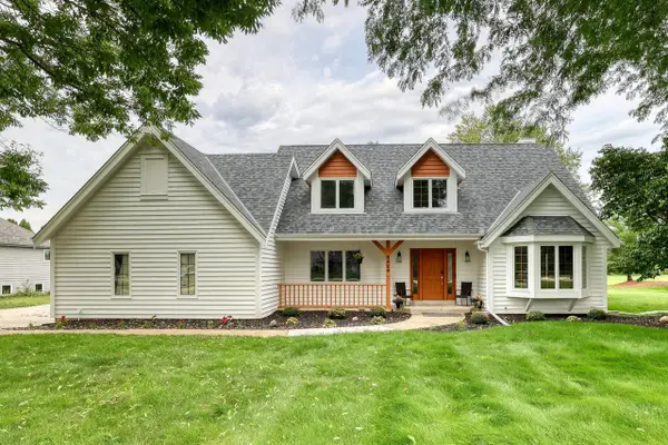 8424 S 68th STREET, Franklin, WI 53132