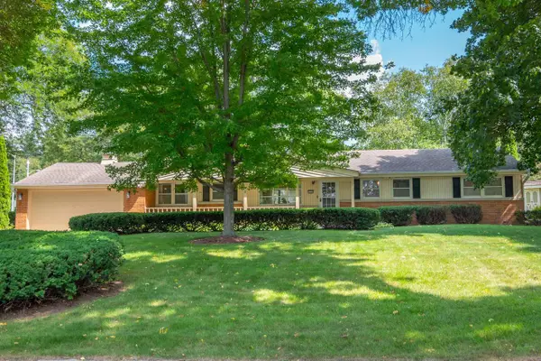 2308 S Green Links DRIVE, West Allis, WI 53227