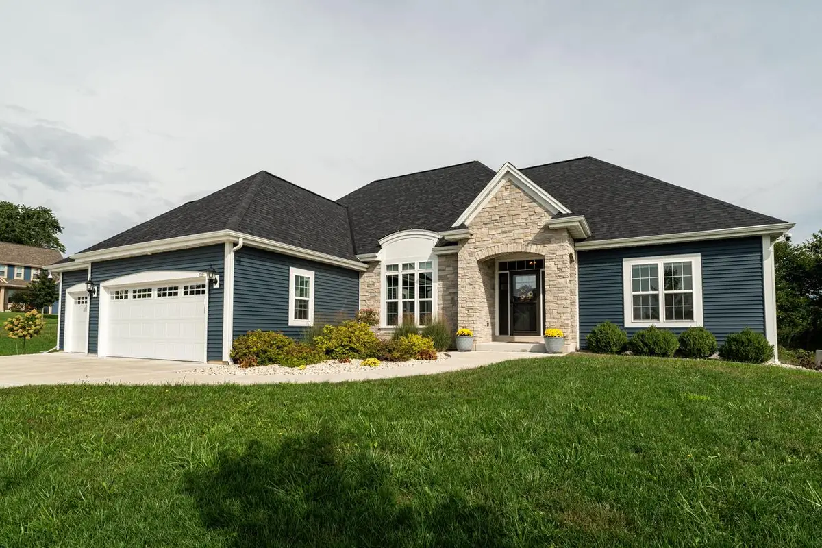 758 Prairie Hill AVENUE, Mukwonago, WI 53149 - #1