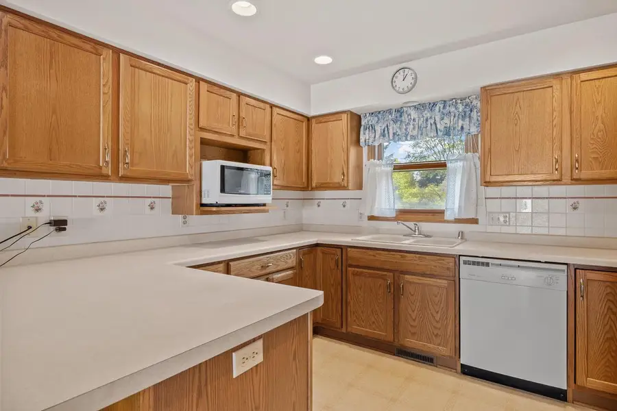 4416 Country Meadows DRIVE, Sheboygan, WI 53083 - #2