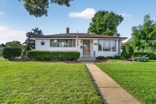 2501 Pinehurst AVENUE, Racine, WI 53403