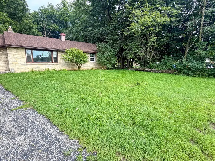 8601 Big Bend ROAD, Waterford, WI 53185 - #3