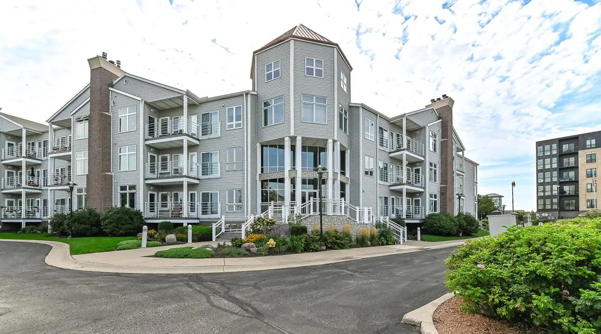 35 Harborview DRIVE #112, Racine, WI 53403 - #1