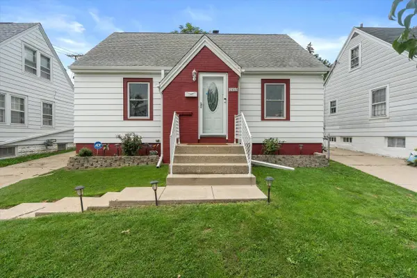 1355 S 94th STREET, West Allis, WI 53214