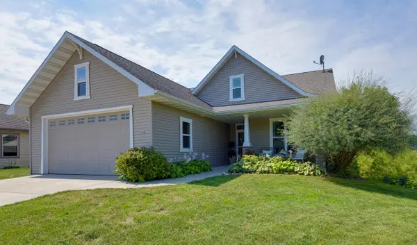 1680 Great Forest DRIVE, West Bend, WI 53090