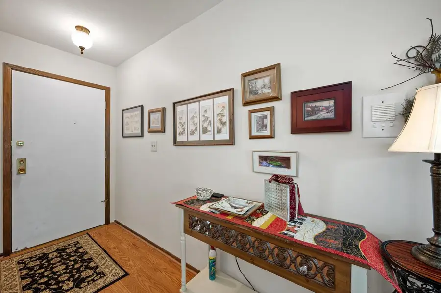 3635 N Tucker PLACE #206, Milwaukee, WI 53222 - #2