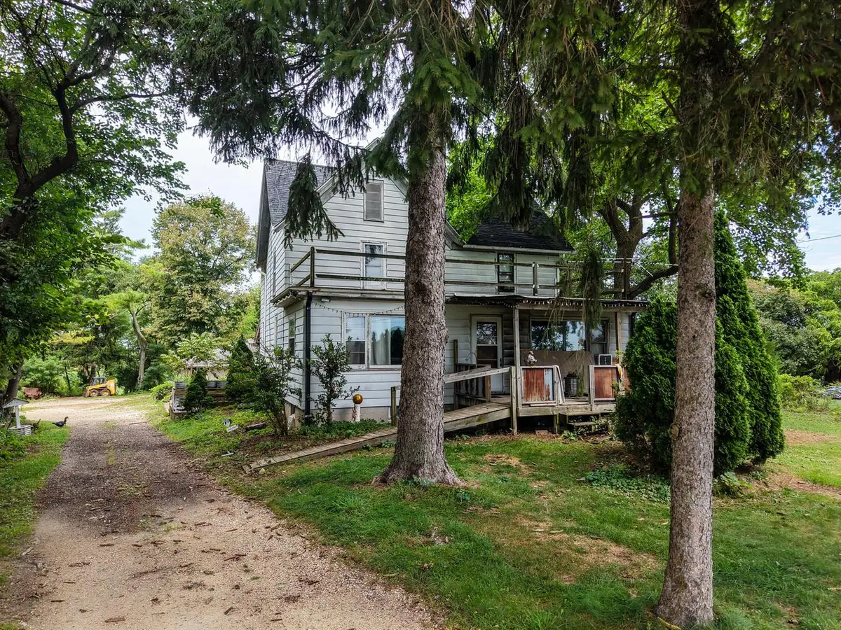 480 E Rusco DRIVE, West Bend, WI 53095 - #1