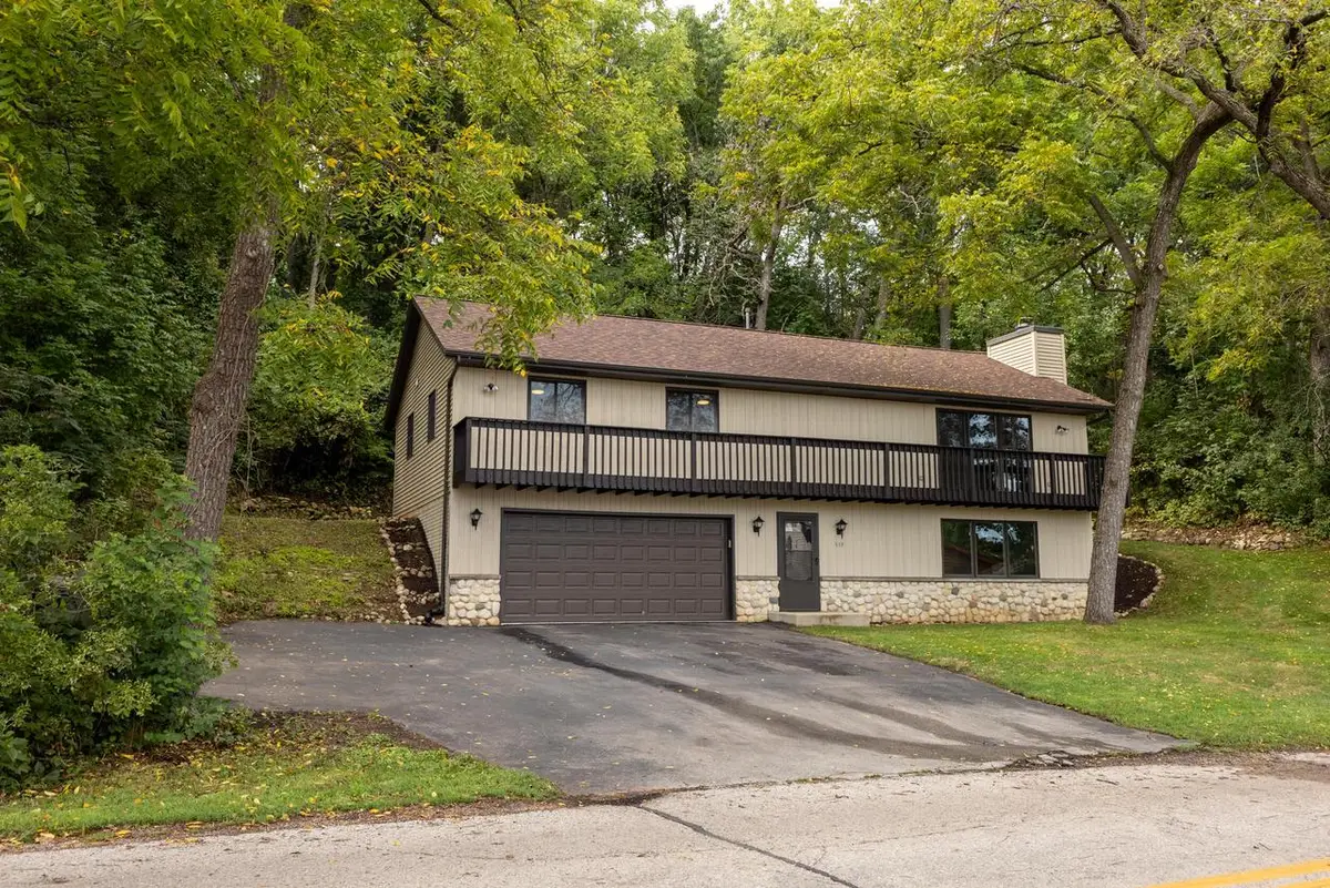 142 Riverside DRIVE, Waterford, WI 53185 - #1