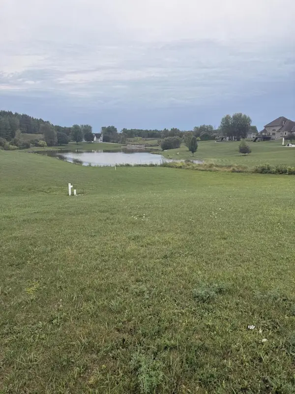 2329 SILVERIDGE DRIVE, Manitowoc, WI 54220