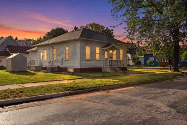 1227 9th STREET S, La Crosse, WI 54601