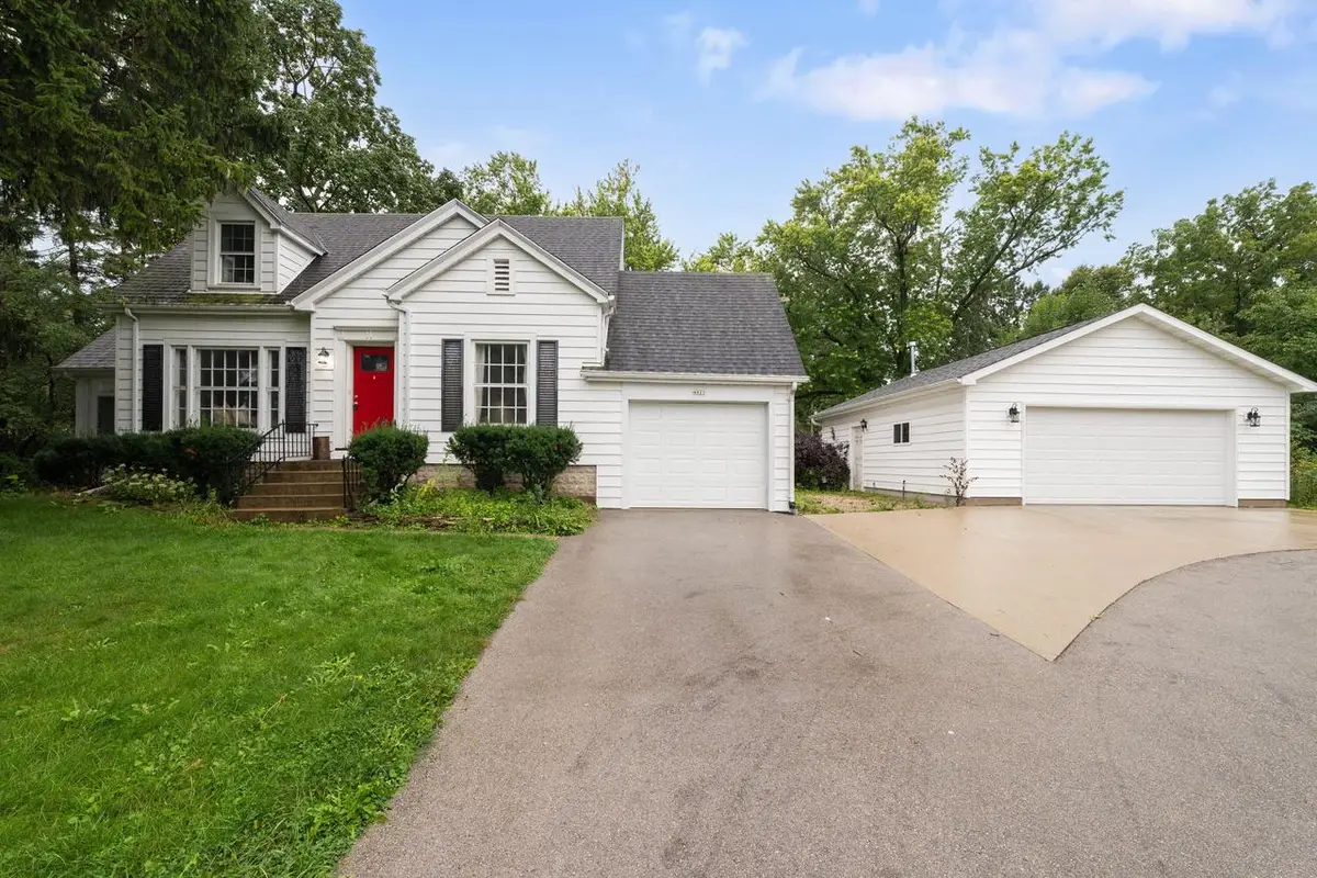 4821 W Elmdale ROAD, Mequon, WI 53092 - #1