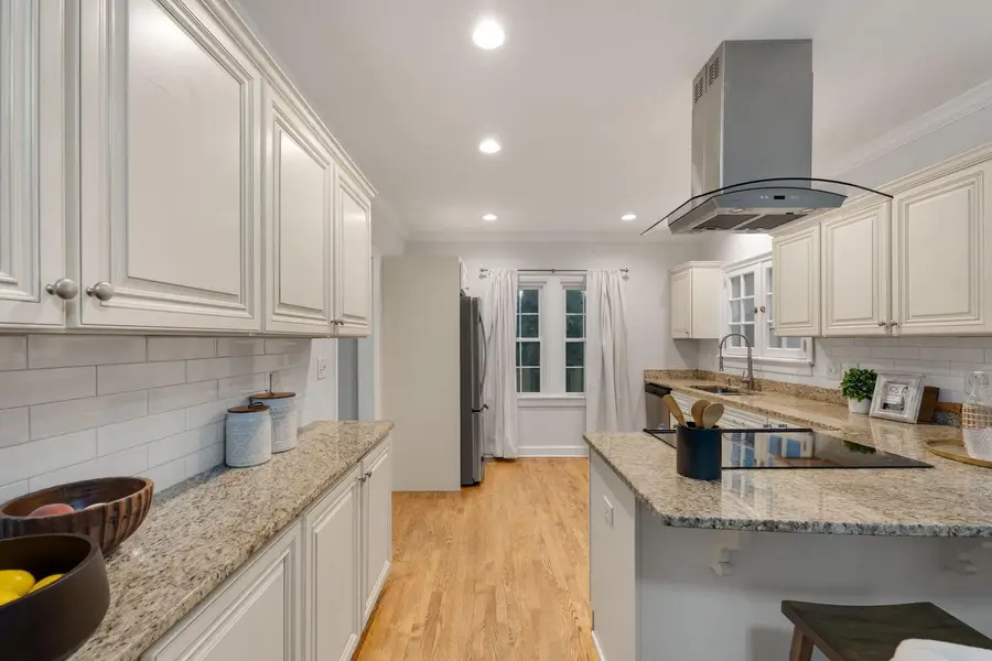 4821 W Elmdale ROAD, Mequon, WI 53092 - #3