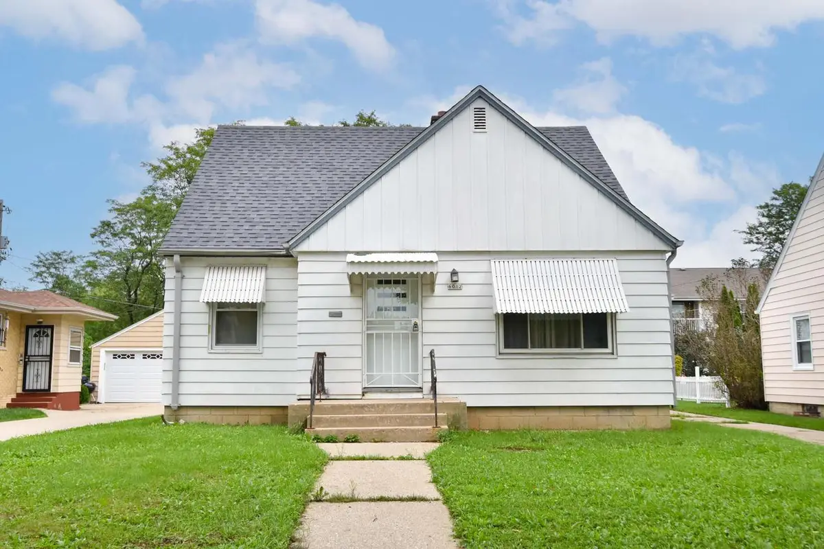 6042 N 35th STREET, Milwaukee, WI 53209 - #1