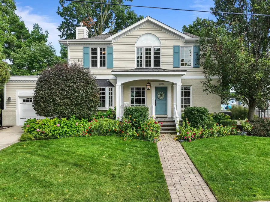 1530 Lake Shore DRIVE, Lake Geneva, WI 53147 - #2