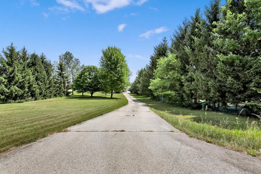 6497 Sky COURT, West Bend, WI 53095 - #3