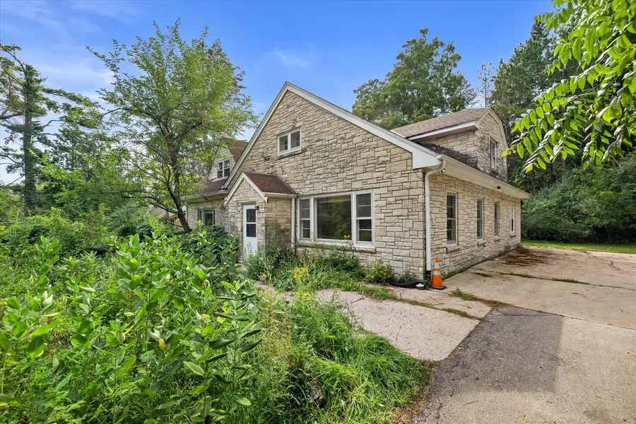 4995 S Small ROAD, New Berlin, WI 53151 - #2