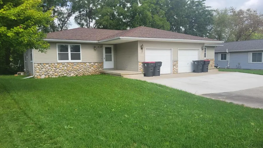216 S Watertown STREET #218, Johnson Creek, WI 53038 - #3